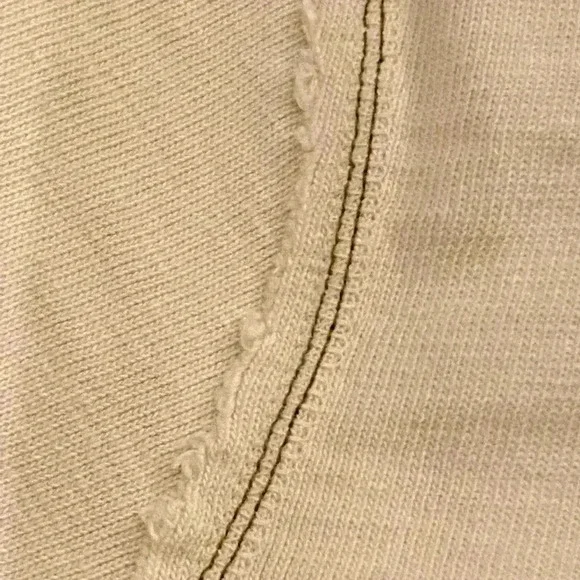 GAP 1969 vintage sweatshirt-NWOT- size M - Picture 2 of 3